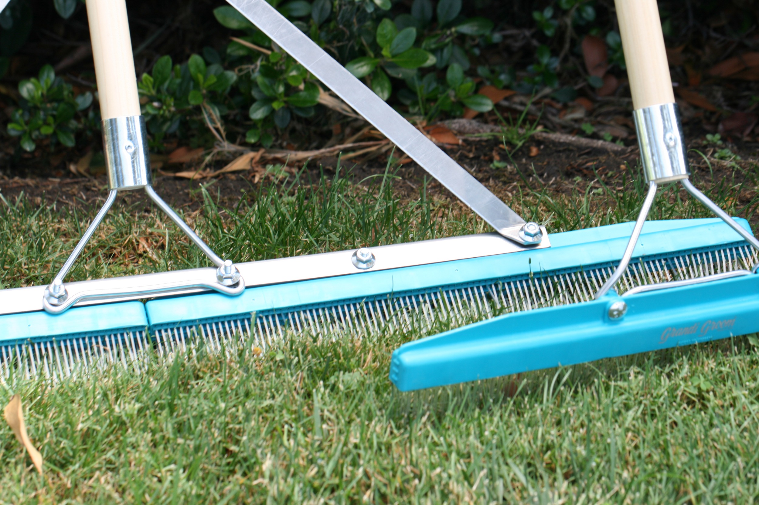 Turf Groom Artificial Grass Mesa, Arizona Synthetic Grass Tools Installation Mesa, Arizona